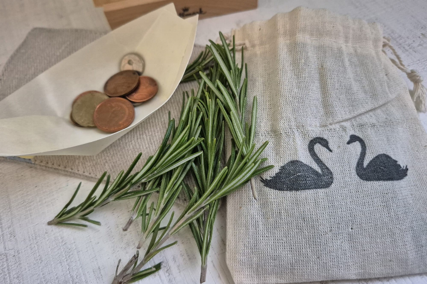 De Symboliek van de Zieleboot: Rouwrituelen en de Overgang naar Zomerland